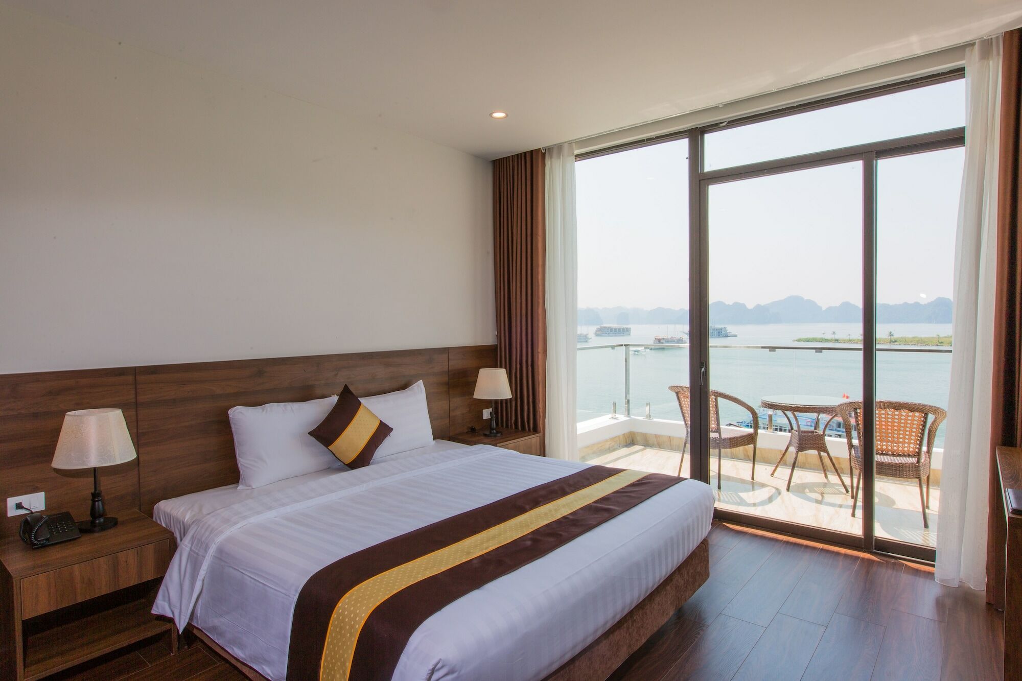 Sun Bay Tuan Chau Hotel ฮาลอง ภายนอก รูปภาพ